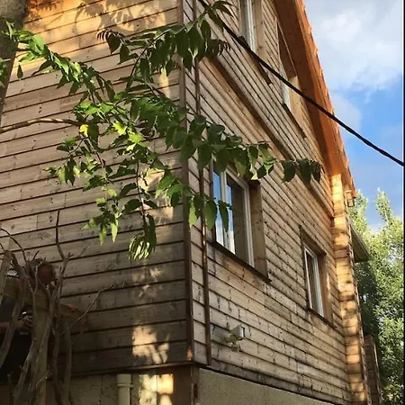 בקתה Les Mimosas