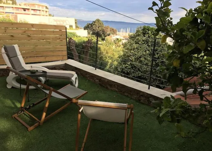 Les Mimosas Le Lavandou